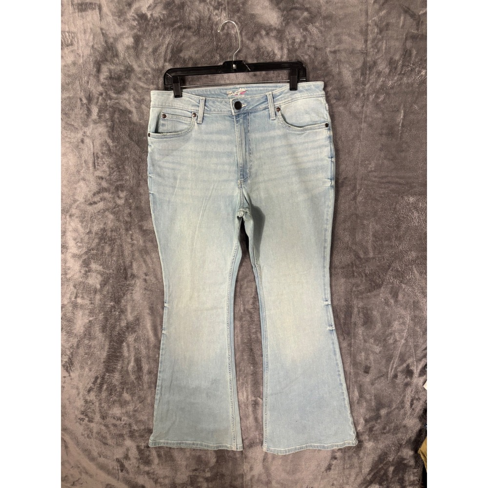 Wrangler Womens Flare Leg Jeans Light Wash High Rise Denim Pants Size 14
